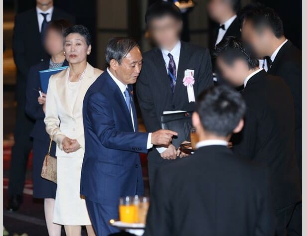 菅官房長官の嫁の学歴経歴