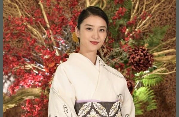 武井咲子供おろす現在幼稚園