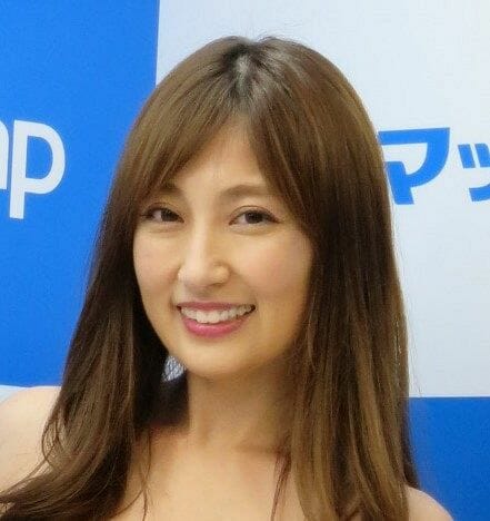 熊田曜子あざ腕の画像