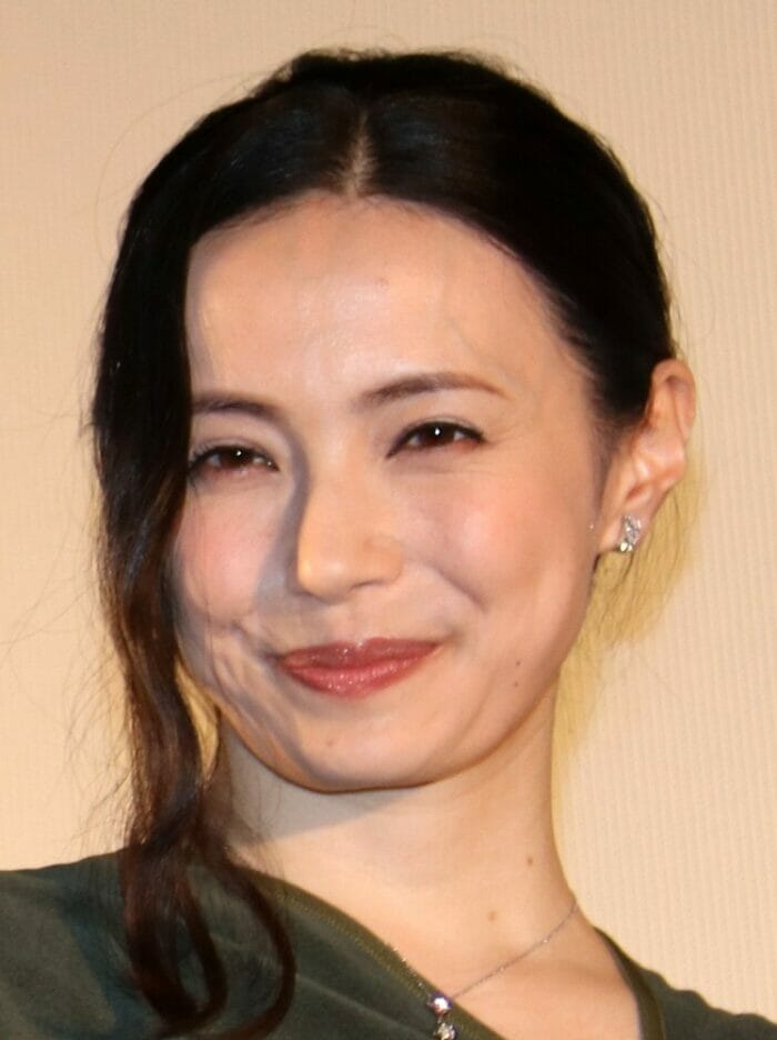 美村里江の結婚の旦那