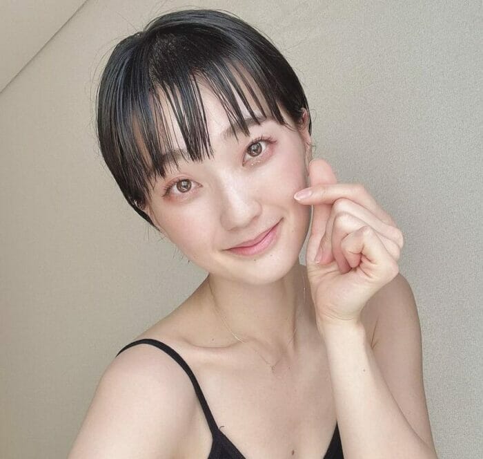 高野麻里佳の整形と昔